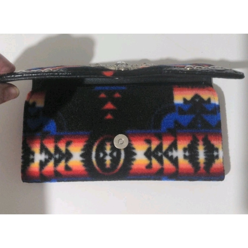 Women's Silver Cross Religious Bright Fleece Fabric Covered Wallet 8" X 5" - Picture 8 of 9